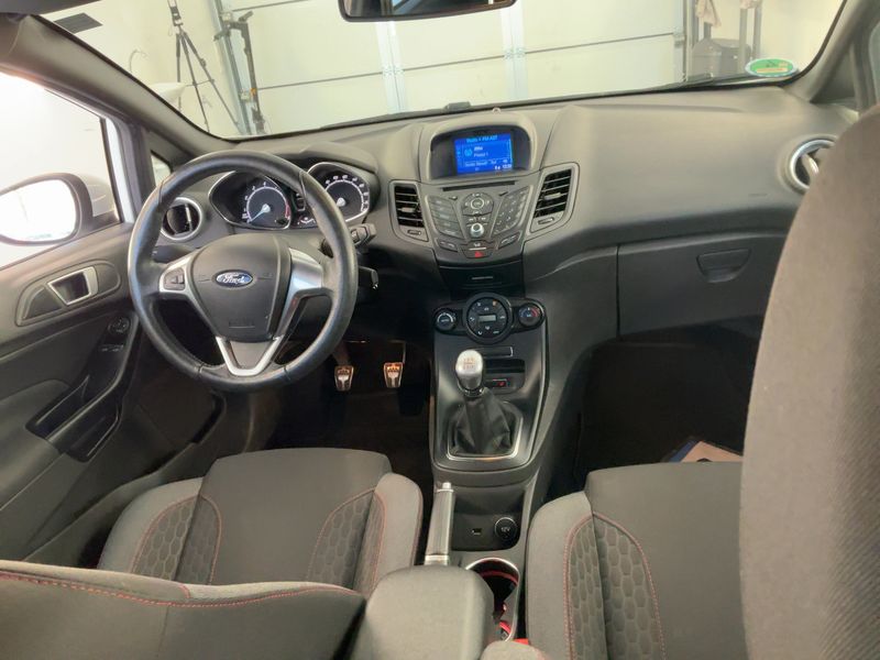 Ford Fiesta 1.0 EcoBoost ST-Line 2017 – снимка 18