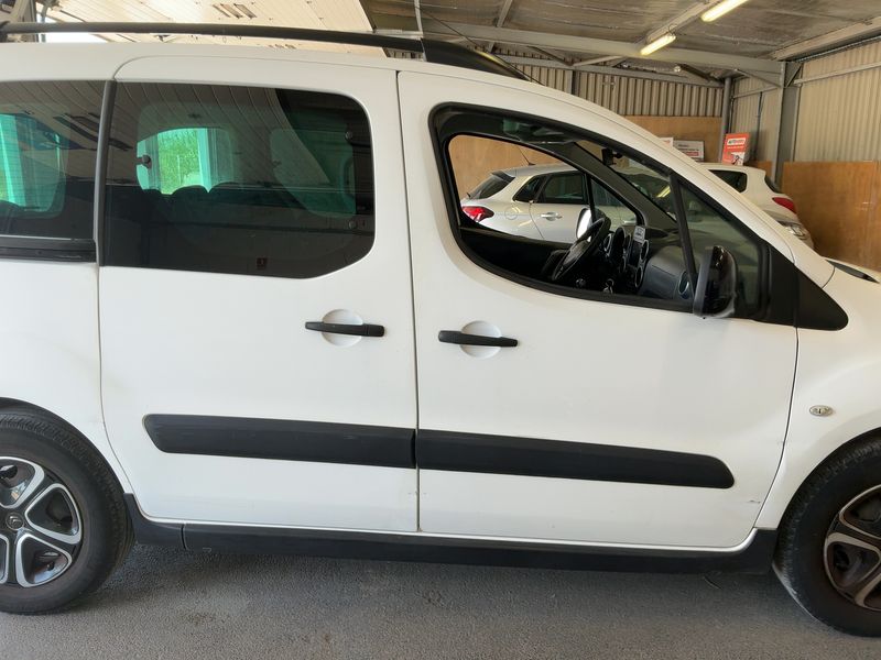 Citroen Berlingo 1.6 Blue-HDi XTR 2016 – снимка 10