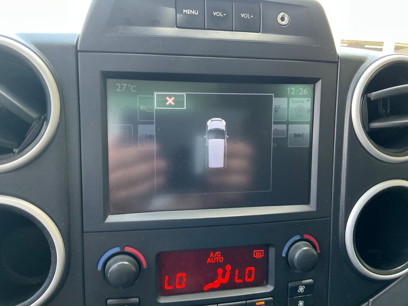 Citroen Berlingo 1.6 Blue-HDi XTR 2016 – снимка 28