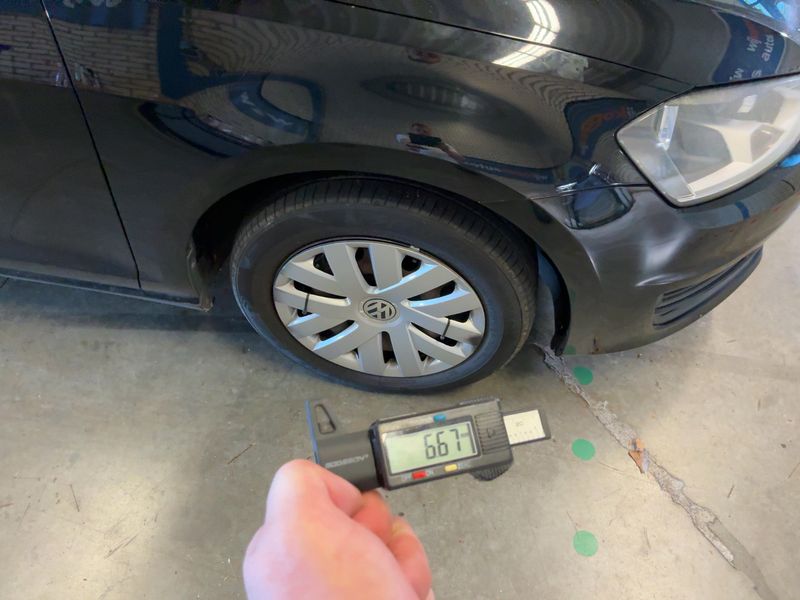Volkswagen Golf VII 1.2 TSI Trendline BlueMotion Tech 2013 – снимка 11
