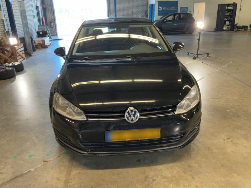 Volkswagen Golf VII 1.2 TSI Trendline BlueMotion Tech 2013 – снимка 14