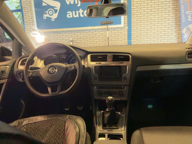 Volkswagen Golf VII 1.2 TSI Trendline BlueMotion Tech 2013 – снимка 18