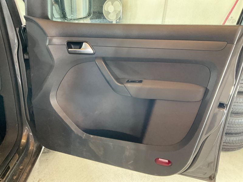Volkswagen Caddy 2.0 TDI Edition30 4Motion 2013 – снимка 40