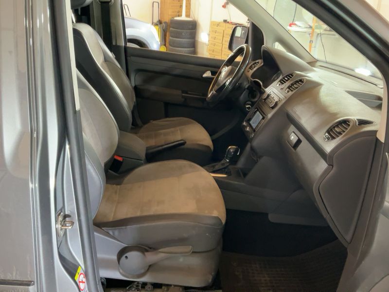 Volkswagen Caddy 2.0 TDI Edition30 4Motion 2013 – снимка 16