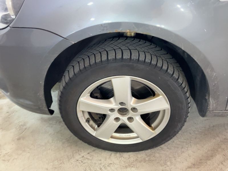 Volkswagen Caddy 2.0 TDI Edition30 4Motion 2013 – снимка 3