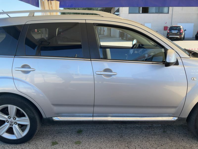 Peugeot 4007 2.2 HDi Platinum 2007 – снимка 11
