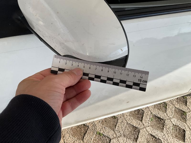 Toyota Yaris 1.5 Hybrid Style 2014 – снимка 24