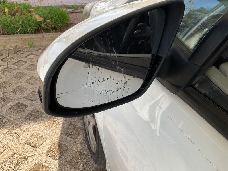 Toyota Yaris 1.5 Hybrid Style 2014 – снимка 30