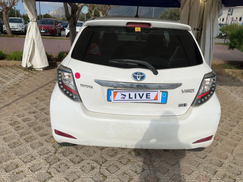 Toyota Yaris 1.5 Hybrid Style 2014 – снимка 7