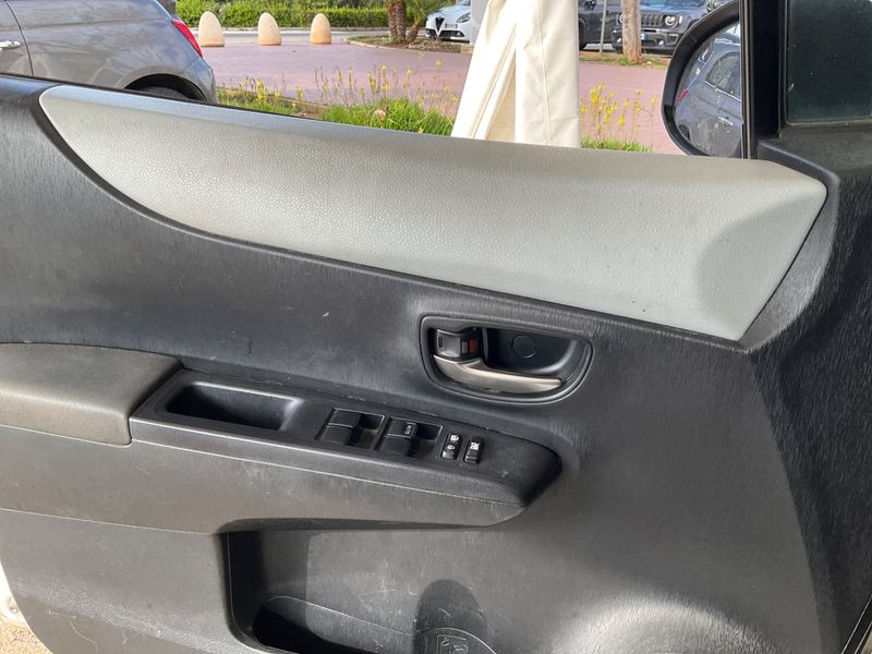 Toyota Yaris 1.5 Hybrid Style 2014 – снимка 37