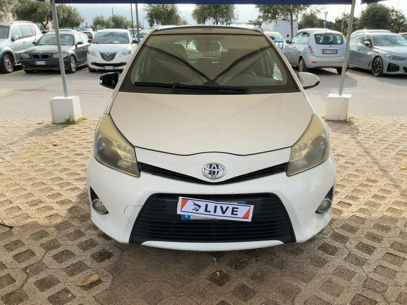 Toyota Yaris 1.5 Hybrid Style 2014 – снимка 14