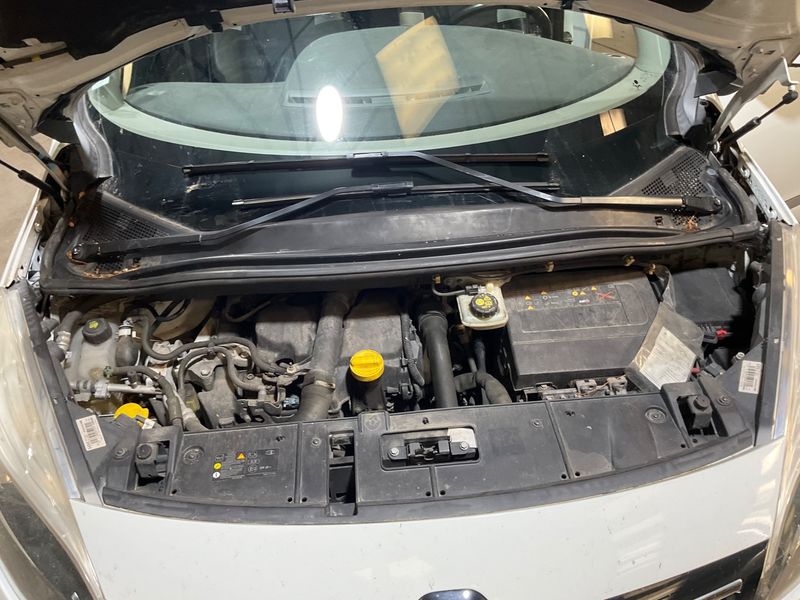 Renault Scenic 1.5 dCi Business 2016 – снимка на щета