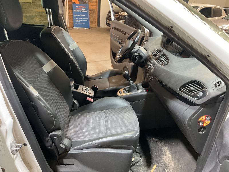 Renault Scenic 1.5 dCi Business 2016 – снимка 3