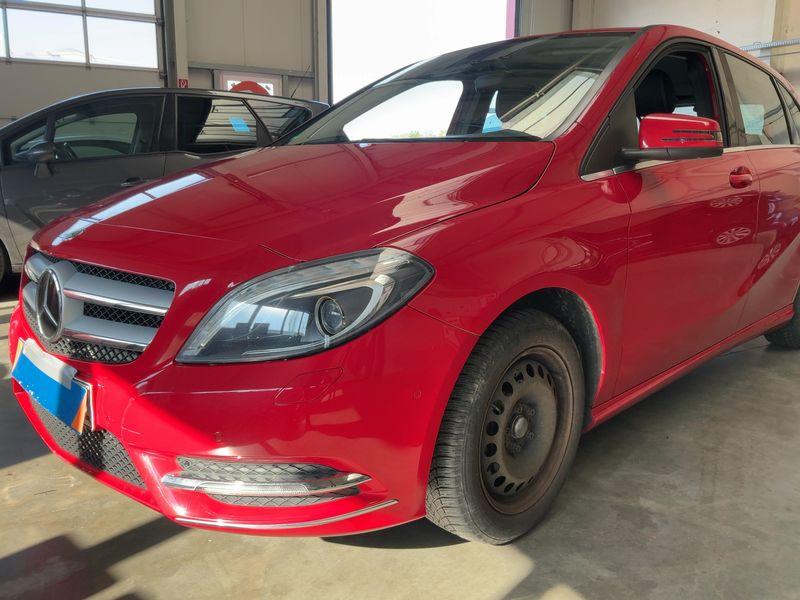 Mercedes-Benz B-Klasse B 180 CDI 2014 – снимка 2