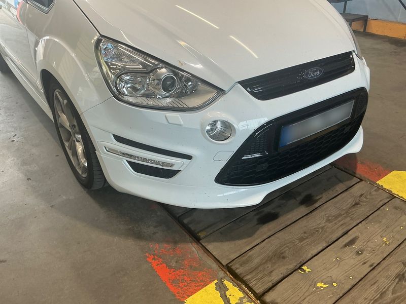 Ford S-Max 2.2 TDCi Titanium S 2013 – снимка 41