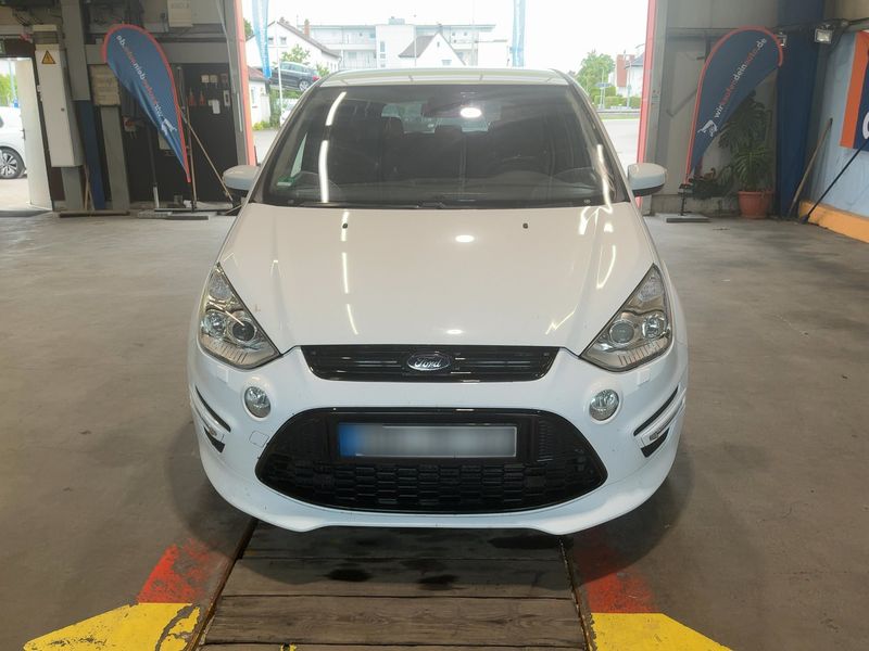 Ford S-Max 2.2 TDCi Titanium S 2013 – снимка 14