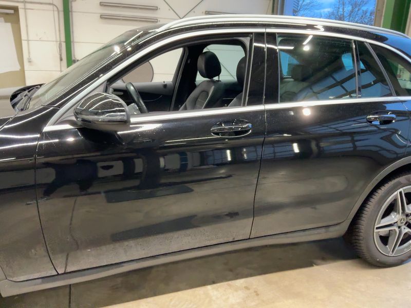 Mercedes-Benz GLC-Klasse GLC 220 d 4Matic AMG Line 2020 – снимка 4