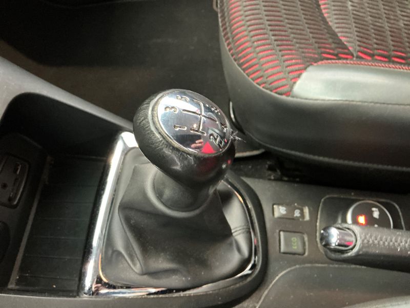 Renault Captur 1.5 dCi Energy Helly Hansen 2015 – снимка 34