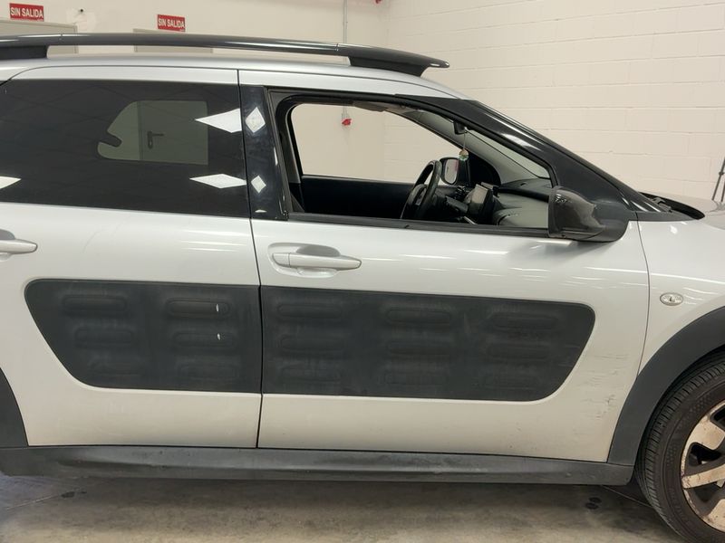Citroen C4 Cactus 1.6 Blue-HDi Feel 2017 – снимка на щета 10