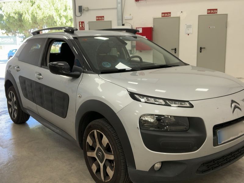 Citroen C4 Cactus 1.6 Blue-HDi Feel 2017 – снимка на щета 12