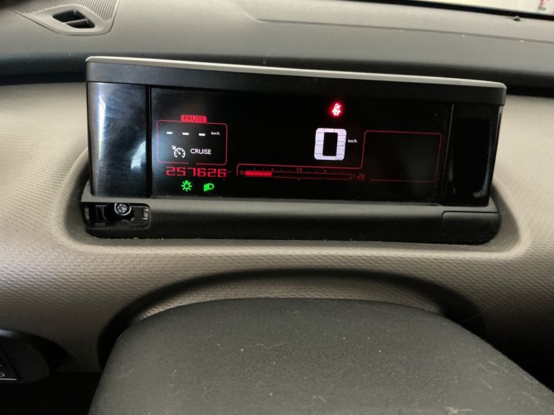 Citroen C4 Cactus 1.6 Blue-HDi Feel 2017 – снимка 18