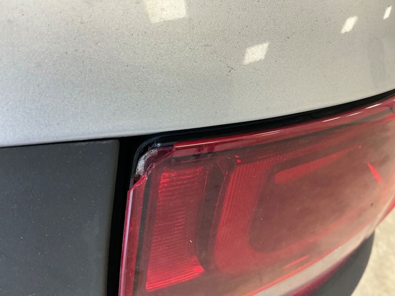 Citroen C4 Cactus 1.6 Blue-HDi Feel 2017 – снимка на щета 41