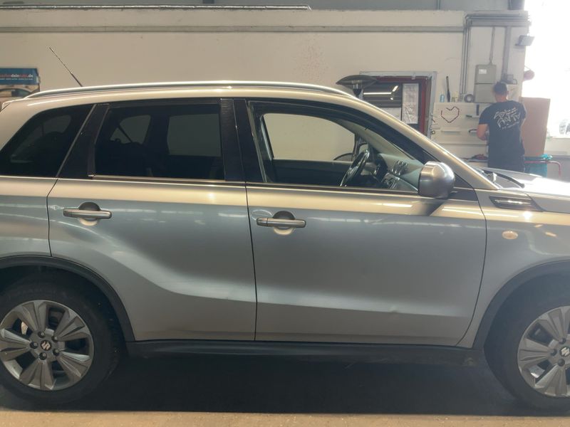 Suzuki Vitara 1.0 BoosterJet Comfort 4x4 2019 – снимка 10