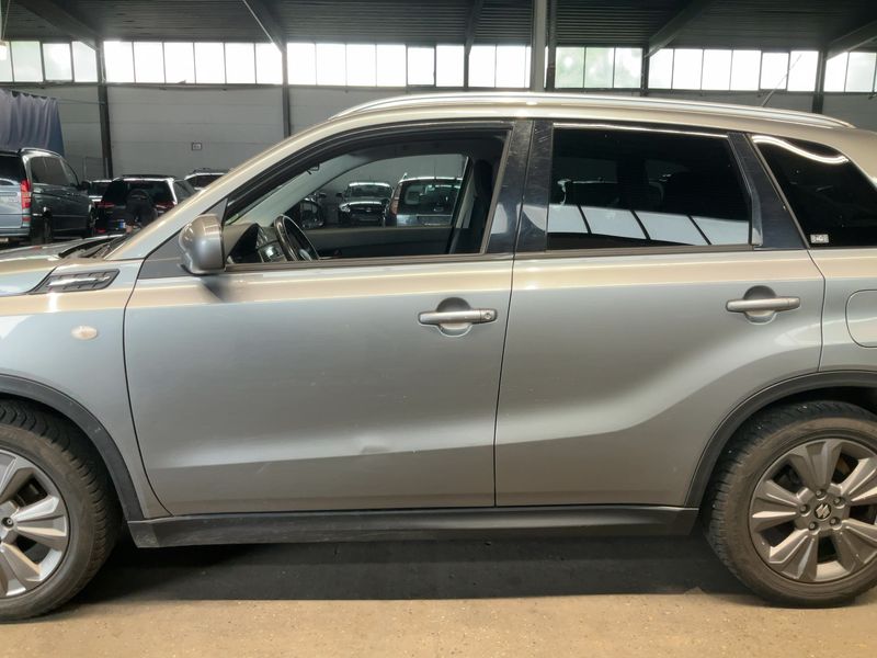 Suzuki Vitara 1.0 BoosterJet Comfort 4x4 2019 – снимка 4