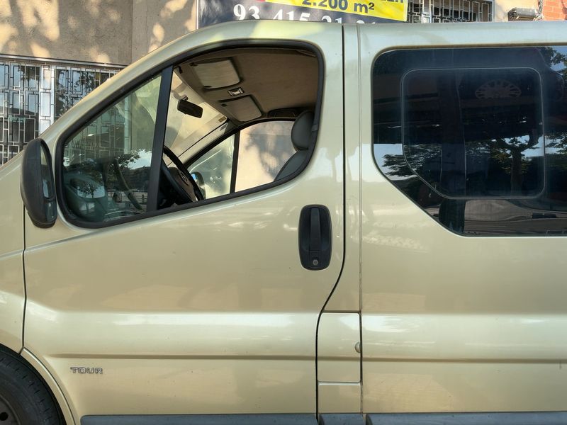 Opel Vivaro 2.5 DTI / CDTI Tour 2005 – снимка 4