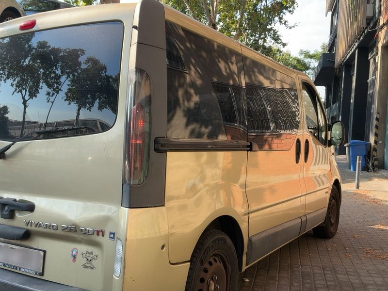 Opel Vivaro 2.5 DTI / CDTI Tour 2005 – снимка 8