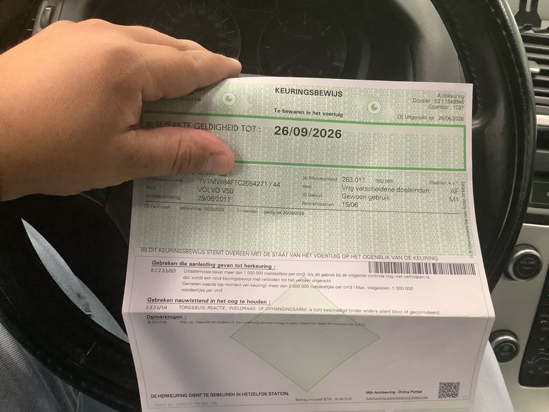 Volvo V50 1.6 D2 Business Edition 2011 – снимка на щета