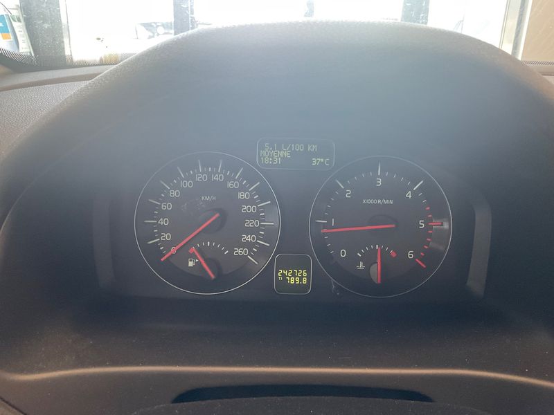 Volvo C30 1.6 DRIVe Momentum 2011 – снимка 4