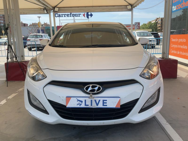 Hyundai i30 1.4 Essence 2015 – снимка 14