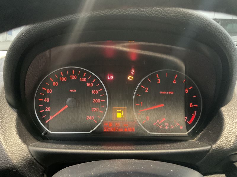 BMW 1er 116i 2007 – снимка 4