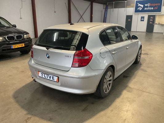 BMW 1er 116i 2007 – снимка 2