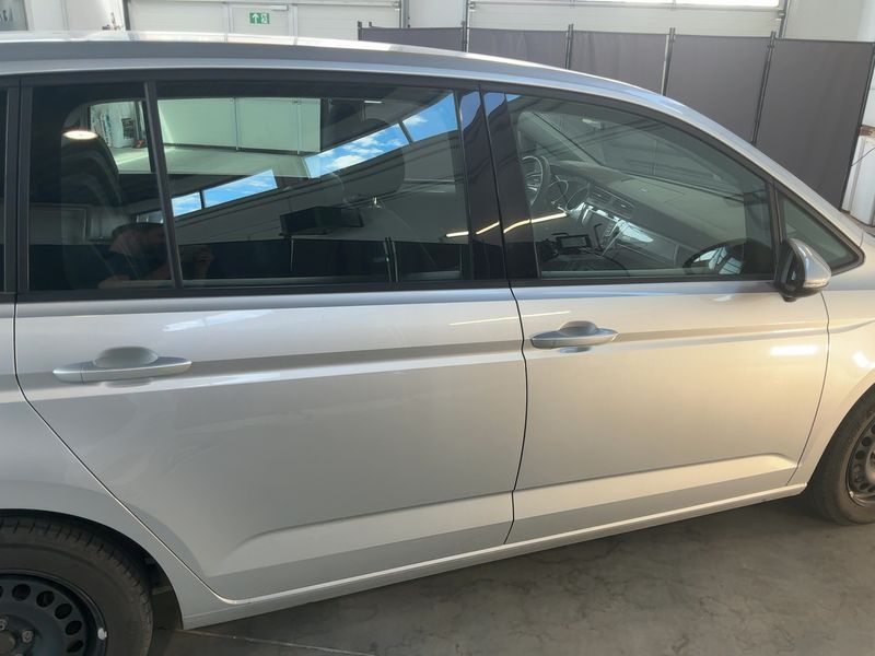 Volkswagen Touran 1.6 TDI Trendline BlueMotion Tech 2017 – снимка 10