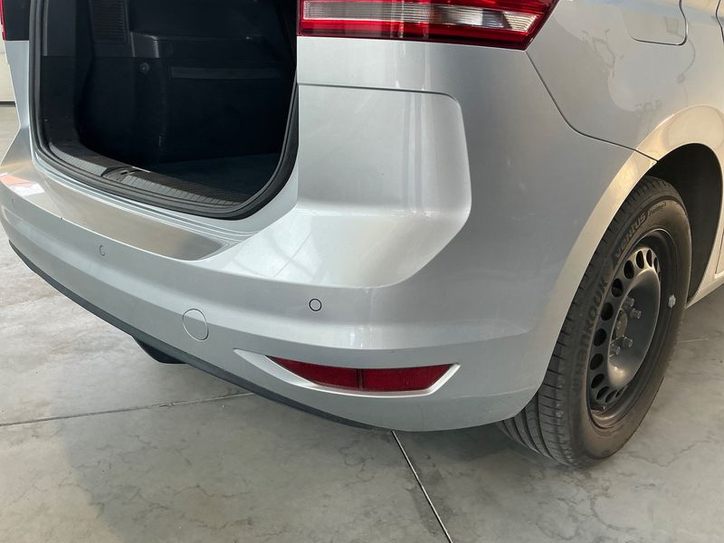 Volkswagen Touran 1.6 TDI Trendline BlueMotion Tech 2017 – снимка 42