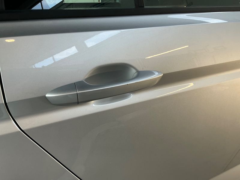 Volkswagen Touran 1.6 TDI Trendline BlueMotion Tech 2017 – снимка 24
