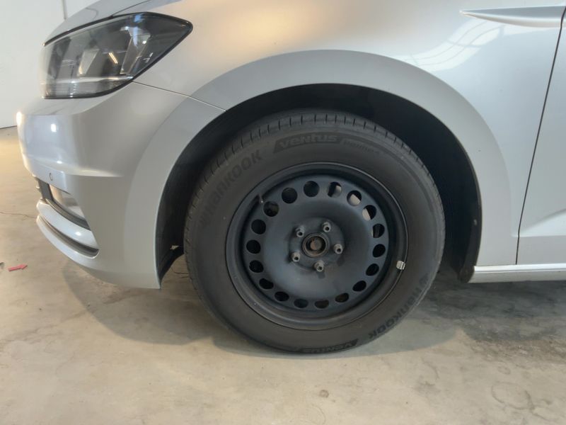 Volkswagen Touran 1.6 TDI Trendline BlueMotion Tech 2017 – снимка 3