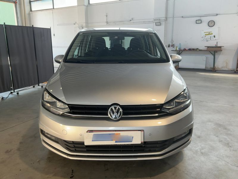 Volkswagen Touran 1.6 TDI Trendline BlueMotion Tech 2017 – снимка 14