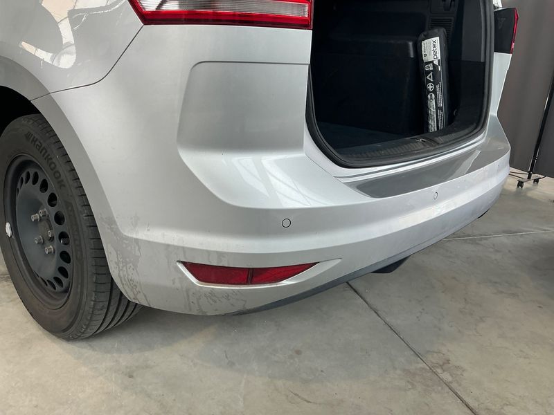 Volkswagen Touran 1.6 TDI Trendline BlueMotion Tech 2017 – снимка 41