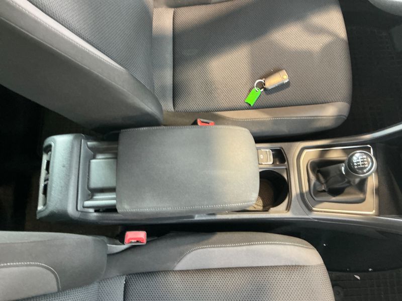 Volkswagen Touran 1.6 TDI Trendline BlueMotion Tech 2017 – снимка 36