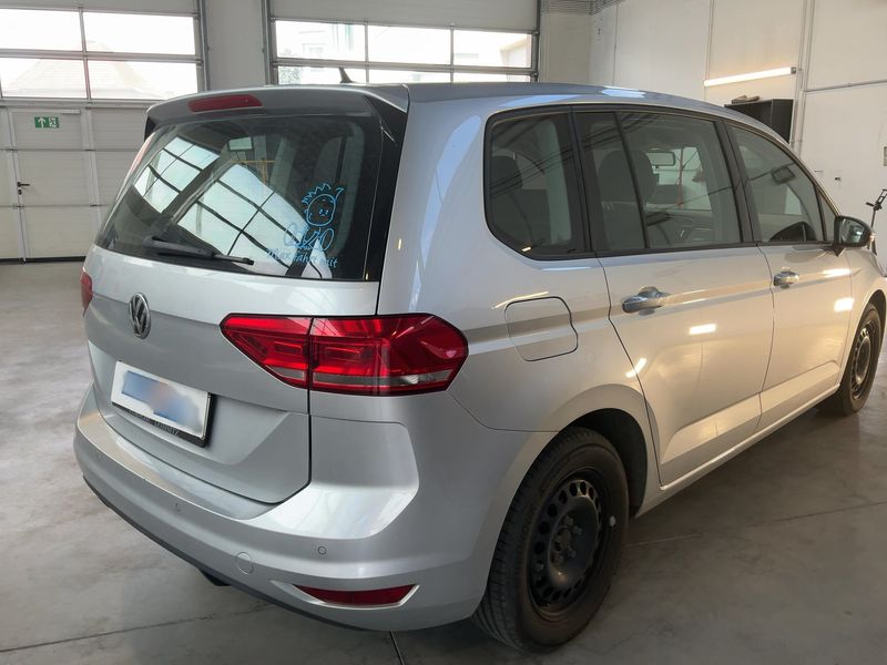 Volkswagen Touran 1.6 TDI Trendline BlueMotion Tech 2017 – снимка 8