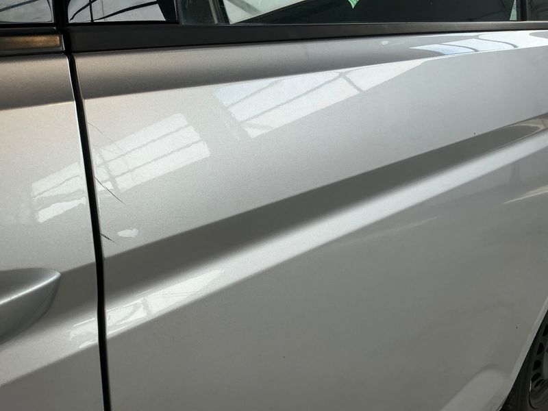 Volkswagen Touran 1.6 TDI Trendline BlueMotion Tech 2017 – снимка 27