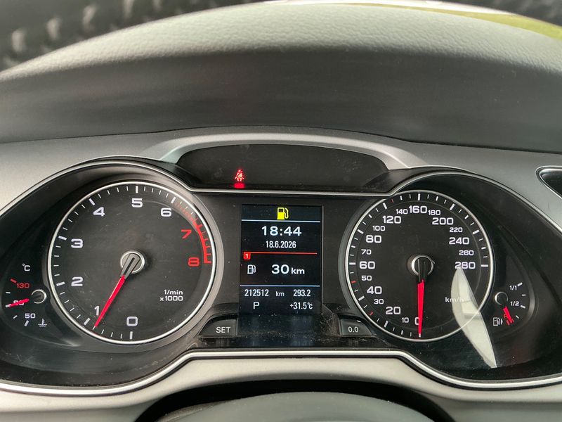 Audi A4 1.8 TFSI Ambiente 2015 – снимка 19