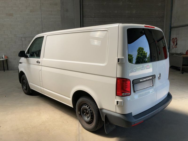 Volkswagen T6 Transporter 2.0 TDI Kasten FWD 2021 – снимка 6