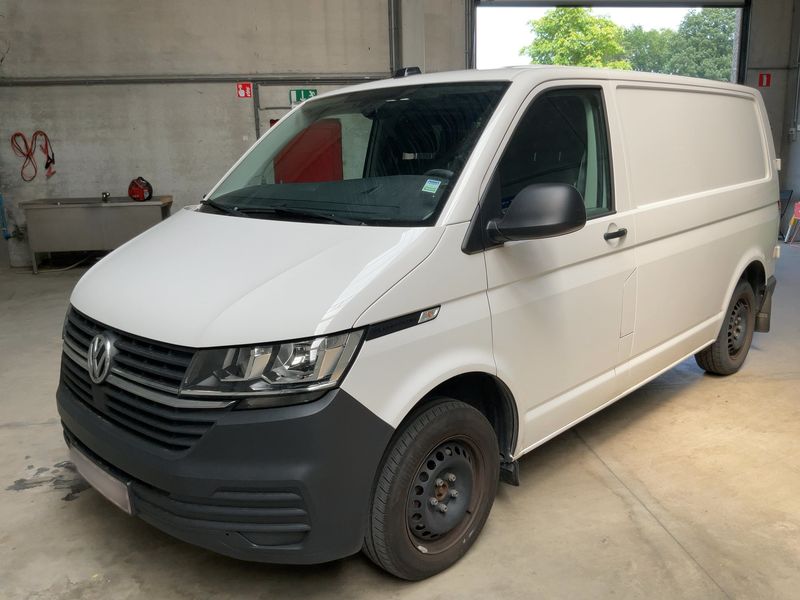 Volkswagen T6 Transporter 2.0 TDI Kasten FWD 2021 – снимка 1