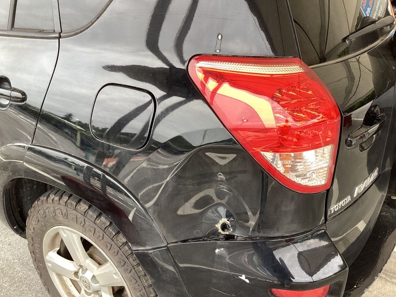 Toyota RAV 4 2.2 D-CAT Sol 2006 – снимка 32