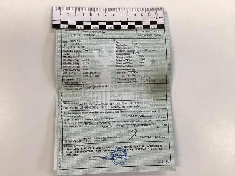 Toyota RAV 4 2.2 D-CAT Sol 2006 – снимка 21