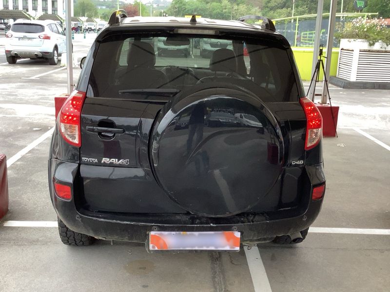 Toyota RAV 4 2.2 D-CAT Sol 2006 – снимка 7